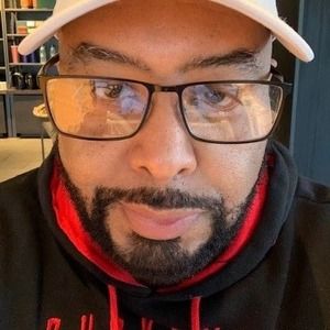 Meet your Posher, Chuckie